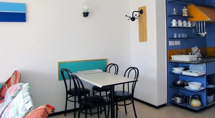 יורט דה מאר Apartaments Lloret Sun 0*, יורט דה מאר ספרד